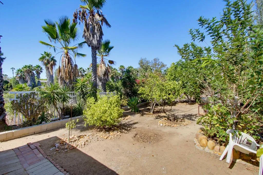 main property photo 50