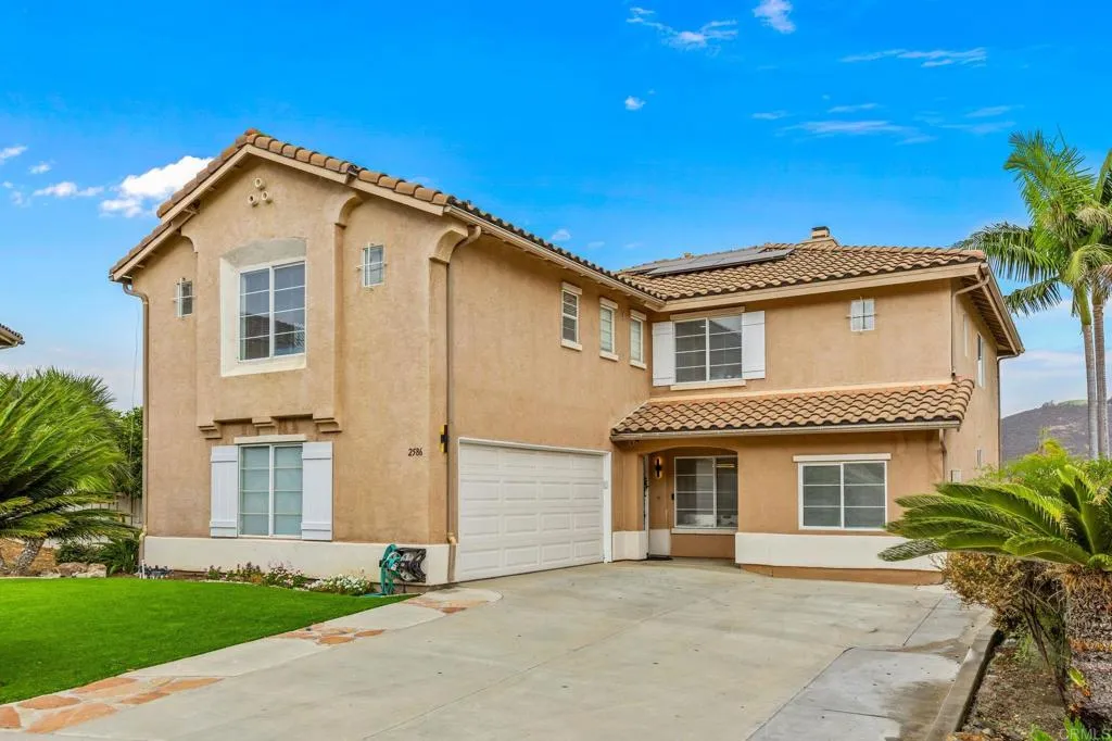 main property photo 13