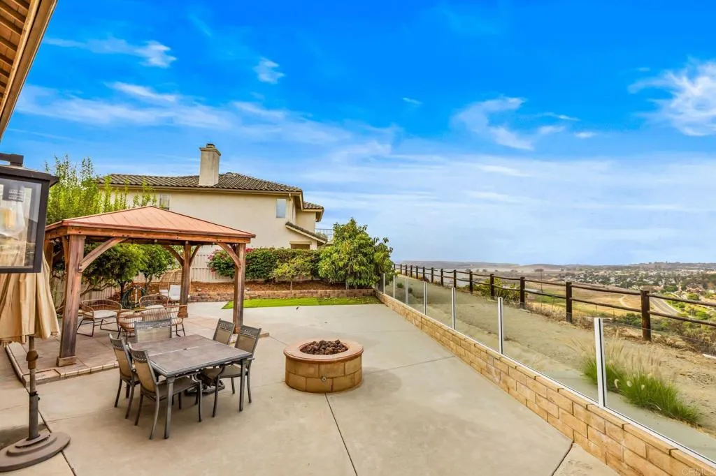 main property photo 51