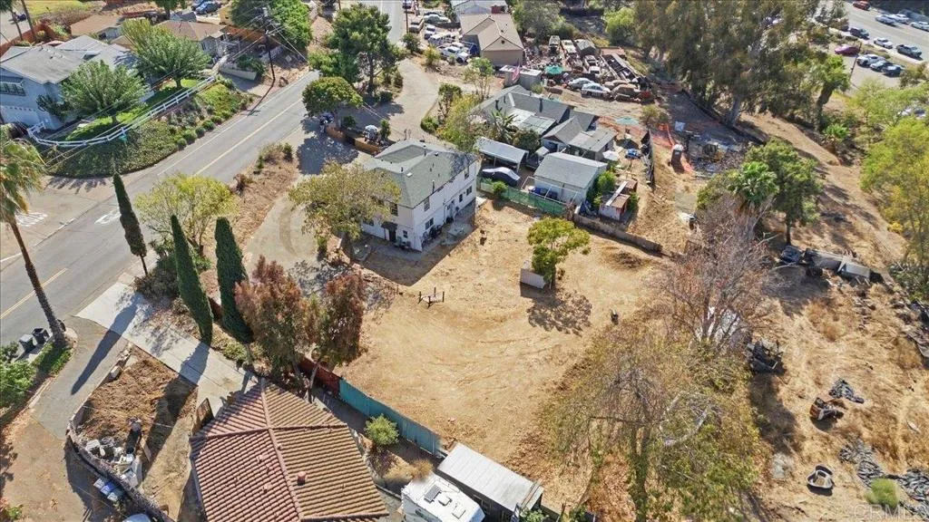 main property photo 8