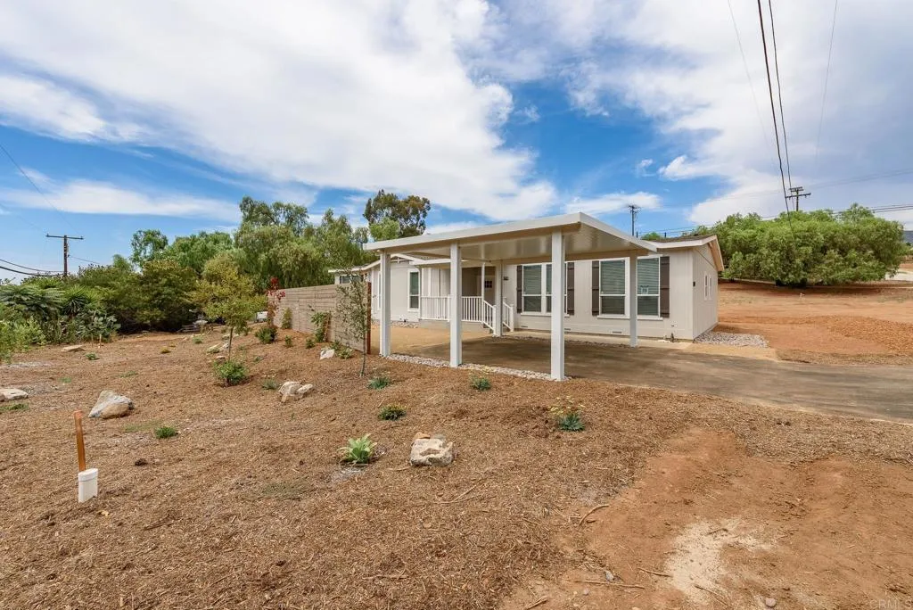 main property photo 30