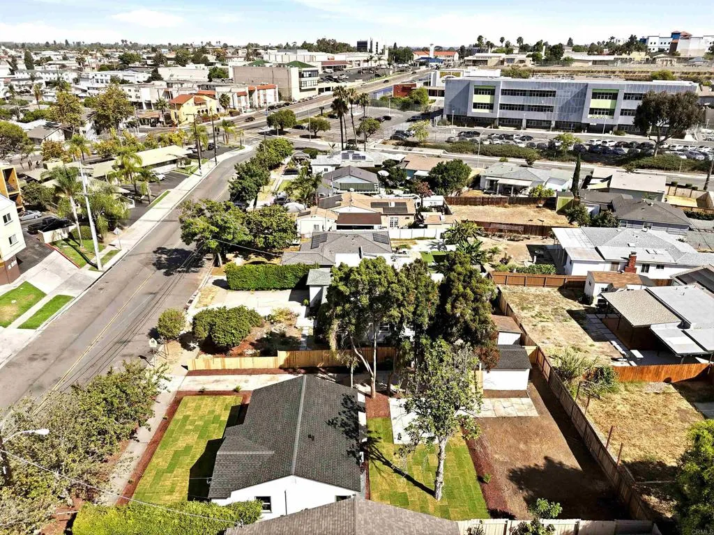 main property photo 29