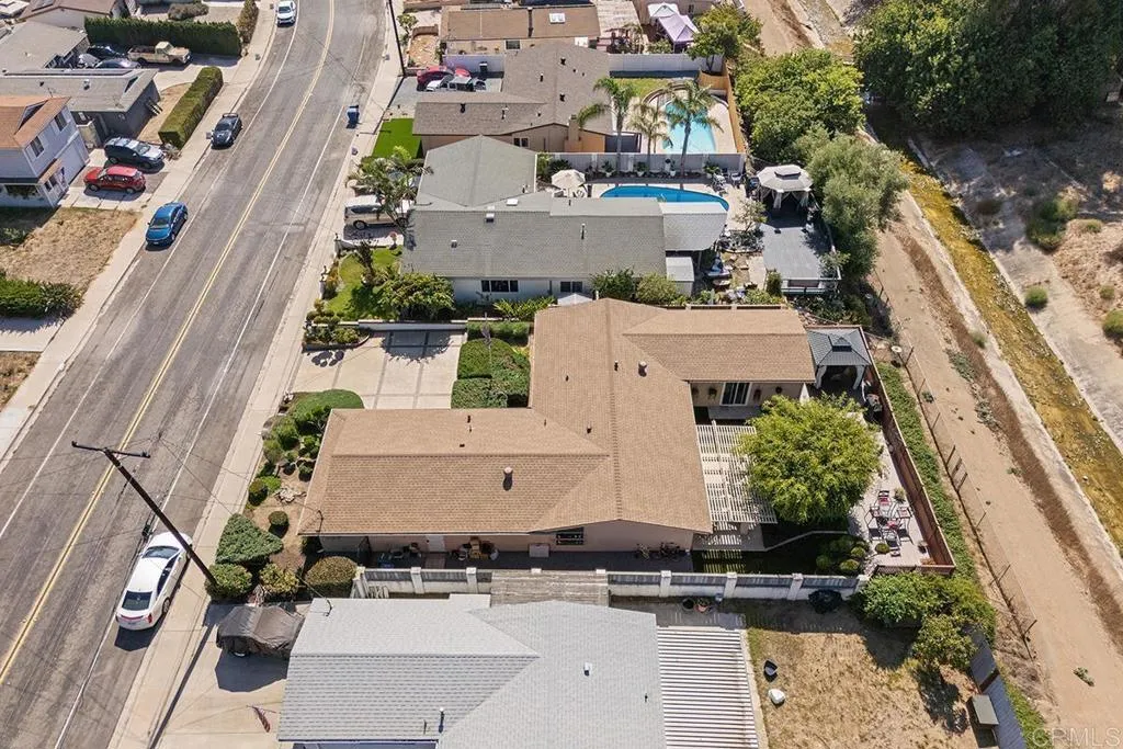 main property photo 109