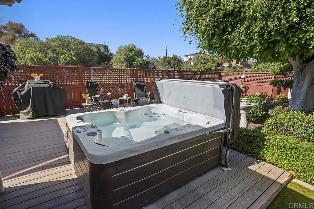 main property photo 74