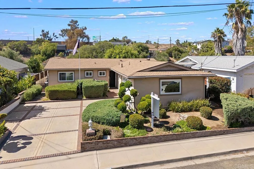 main property photo 88
