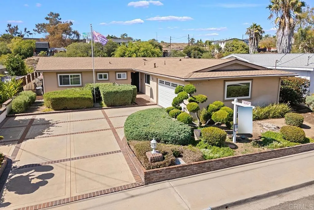 main property photo 90