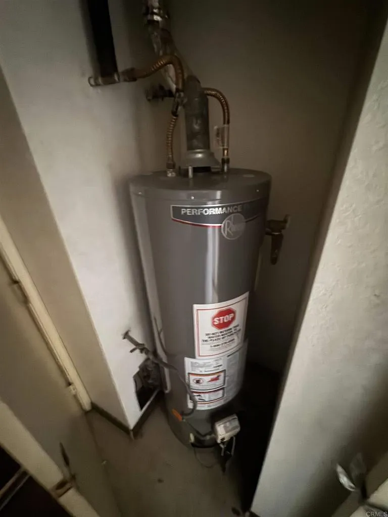 main property photo 17