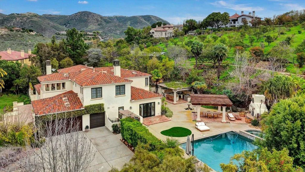 main property photo 15