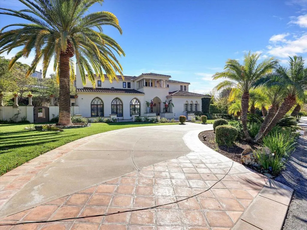 main property photo 51