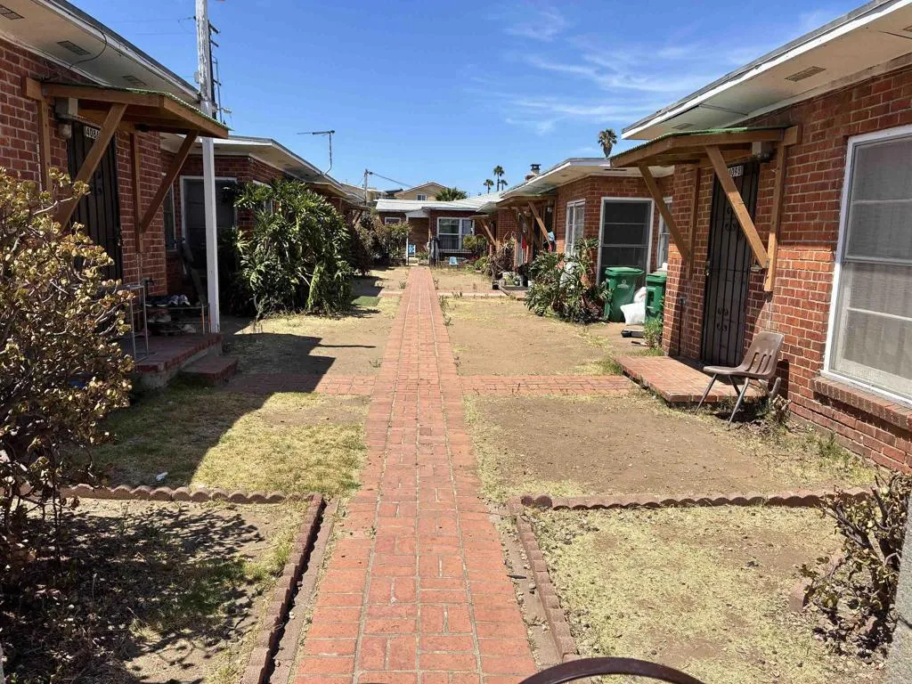 main property photo 15