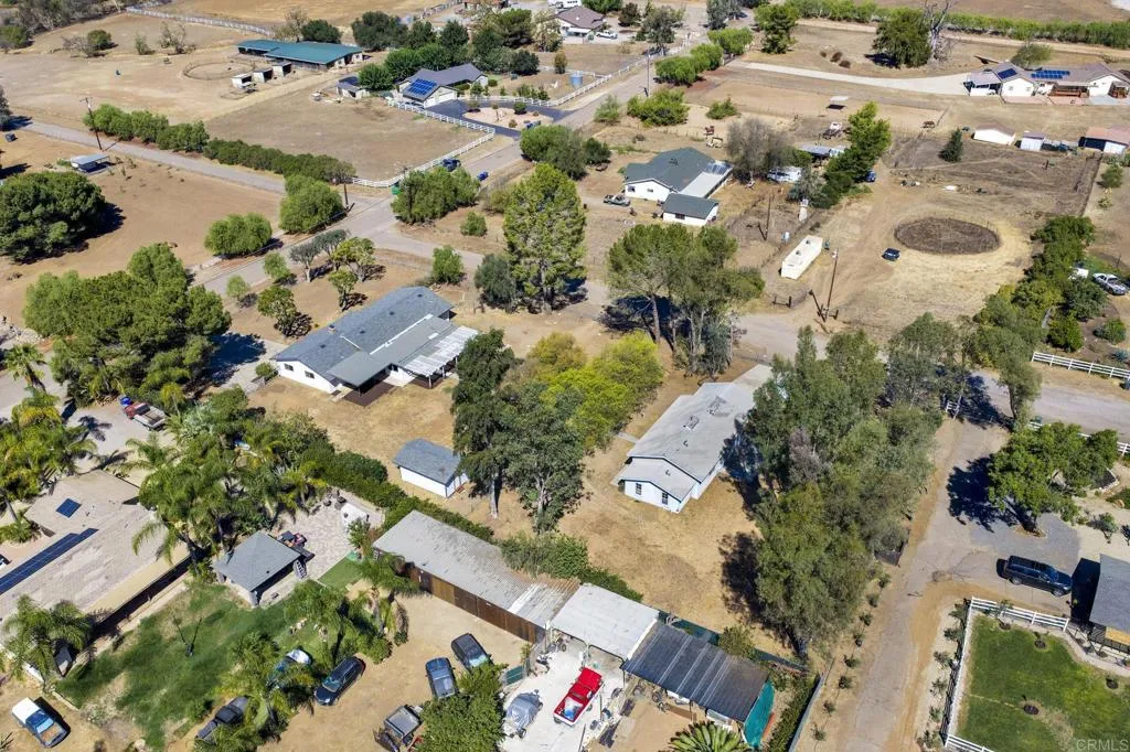 main property photo 51
