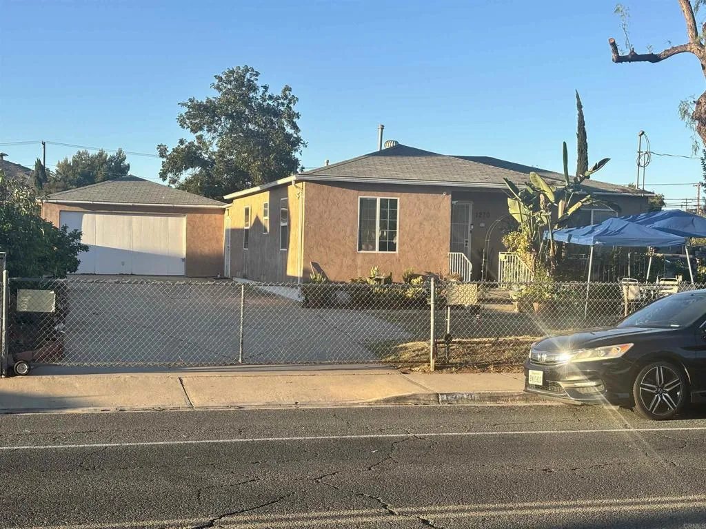 main property photo 0