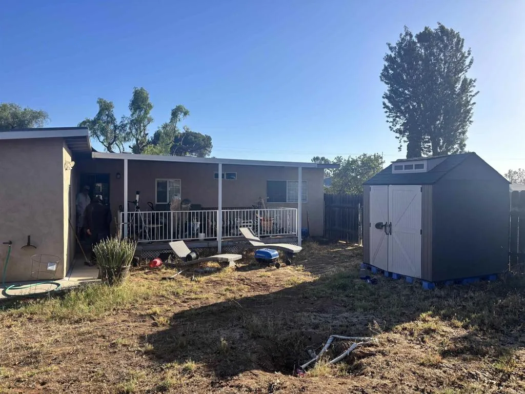 main property photo 50