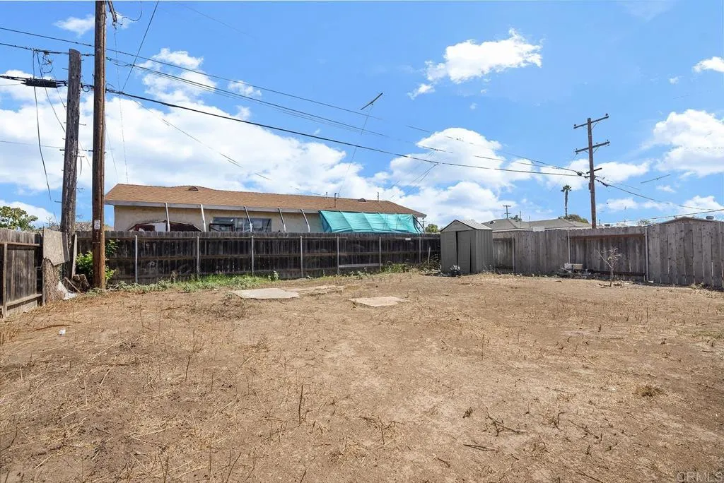 main property photo 12