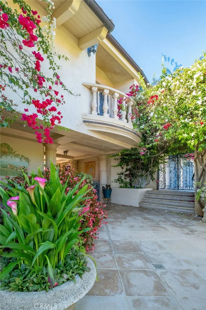 main property photo 58