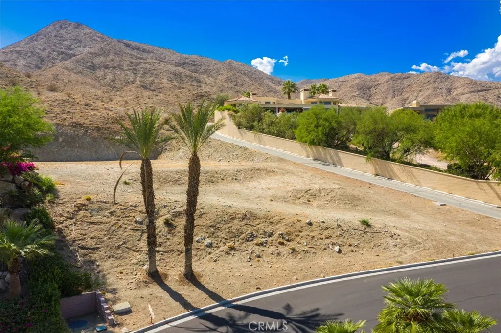main property photo 19