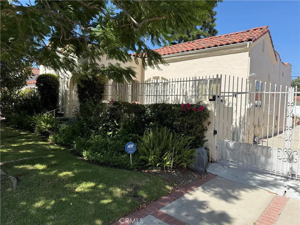 main property photo 0