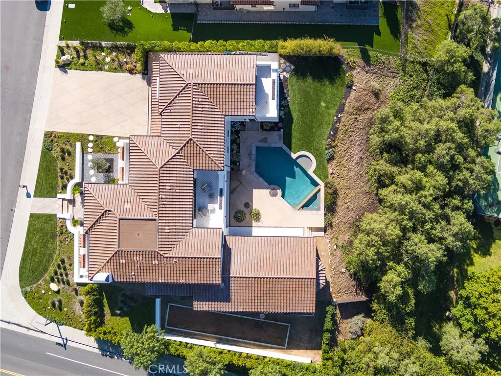 main property photo 49