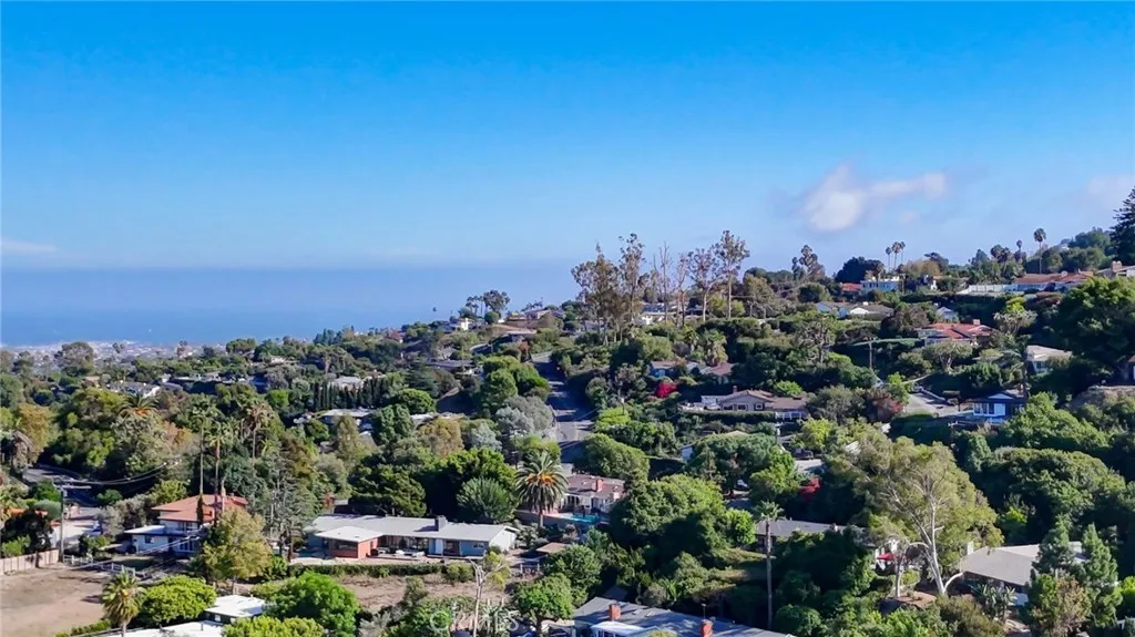 main property photo 67