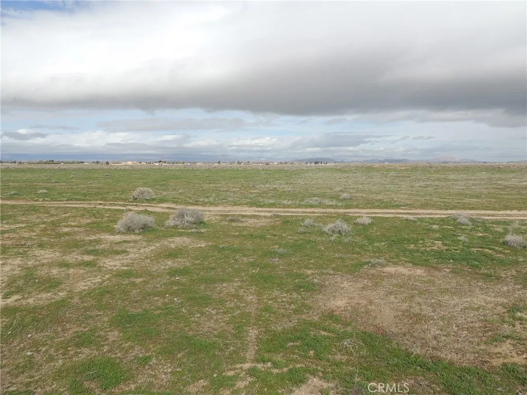 main property photo 11