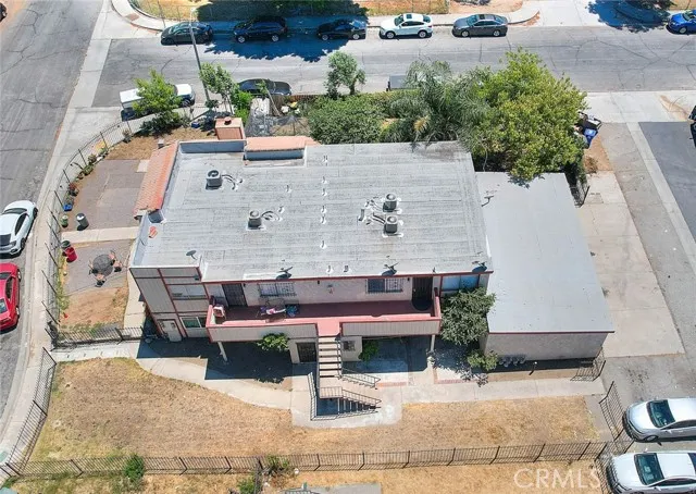 main property photo 24