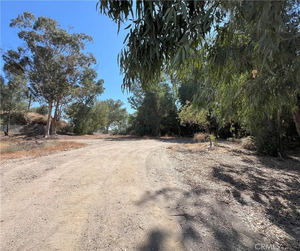 main property photo 12