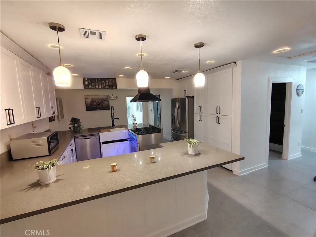 main property photo 74