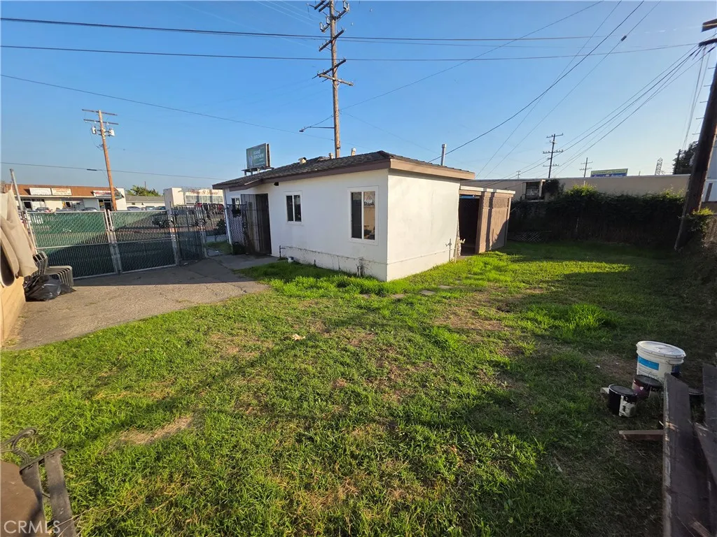 main property photo 10