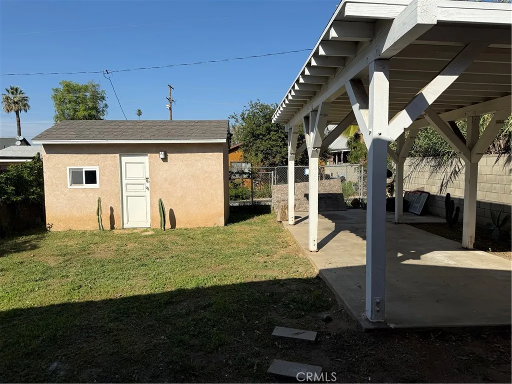 main property photo 12