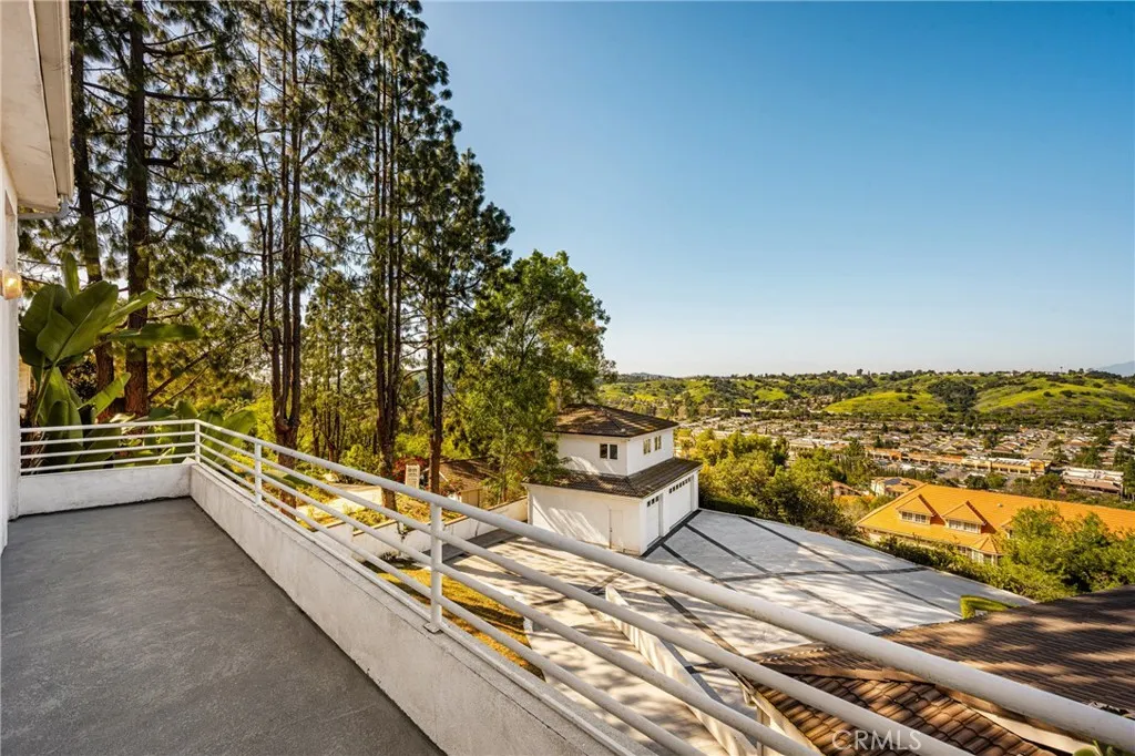 main property photo 60