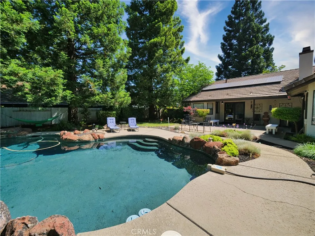 main property photo 48