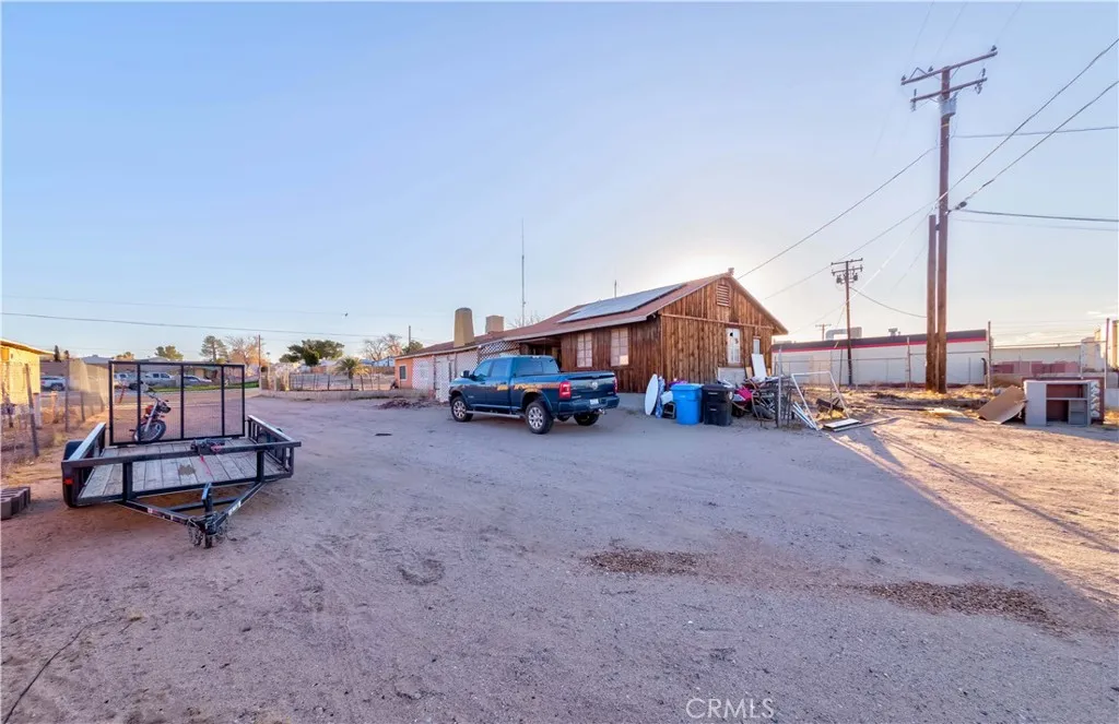 main property photo 6