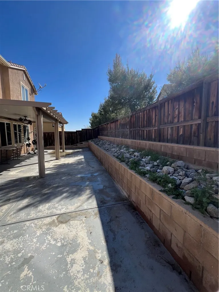 main property photo 37