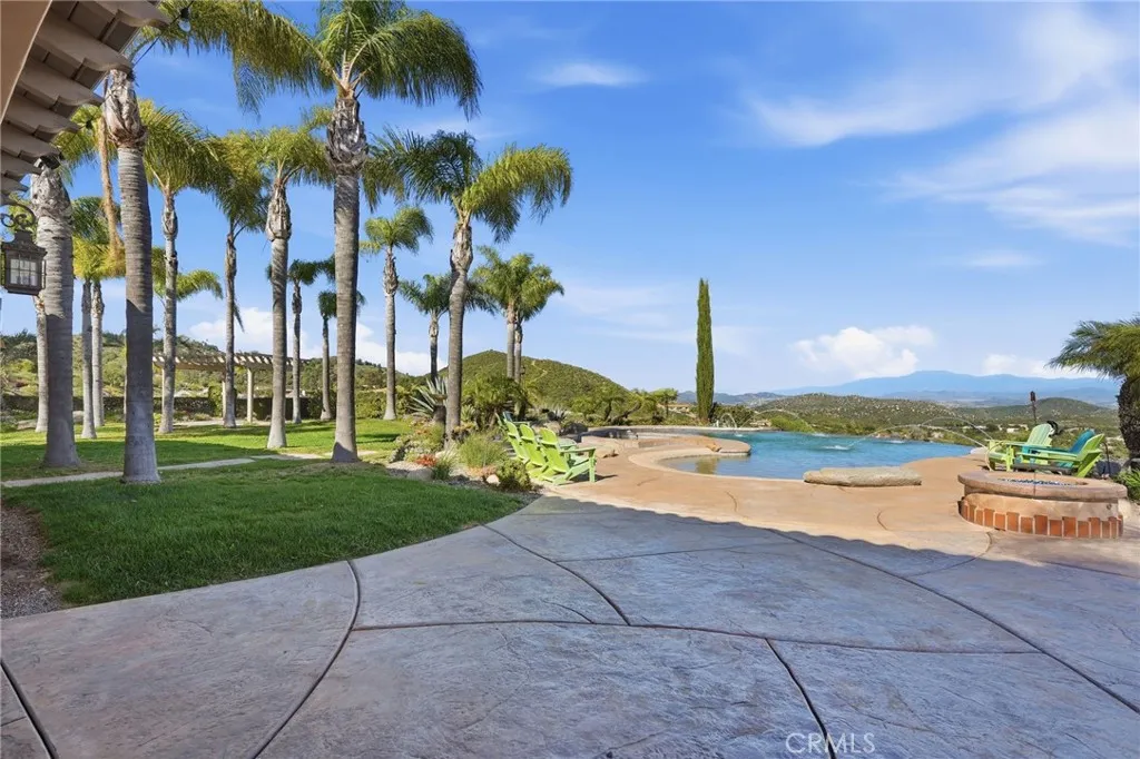 main property photo 41