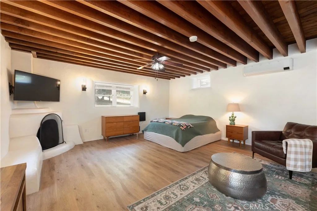 main property photo 50
