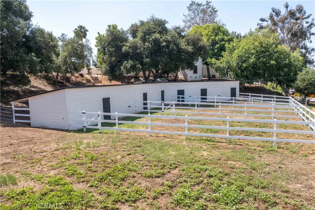 main property photo 59