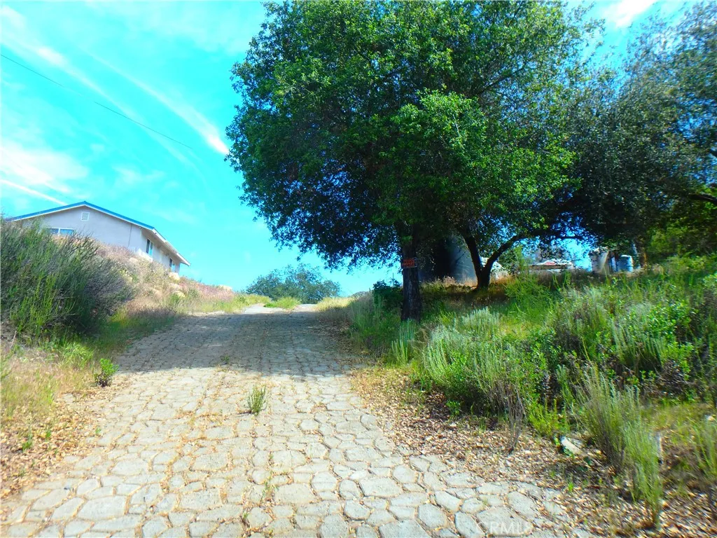 main property photo 24