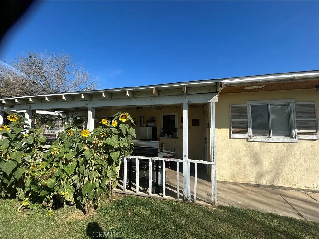main property photo 11