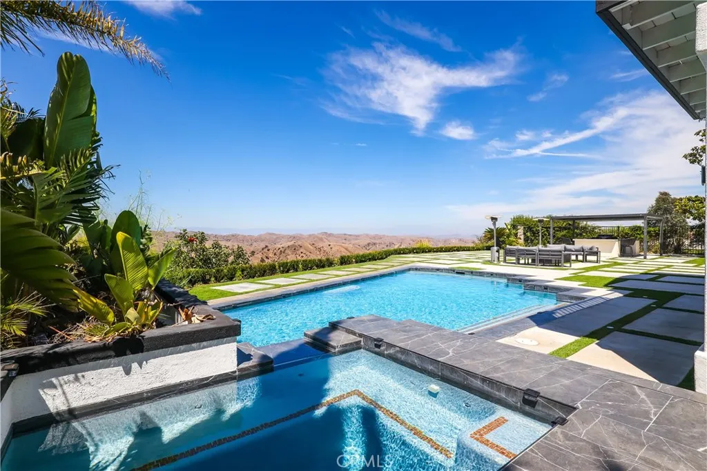 main property photo 49