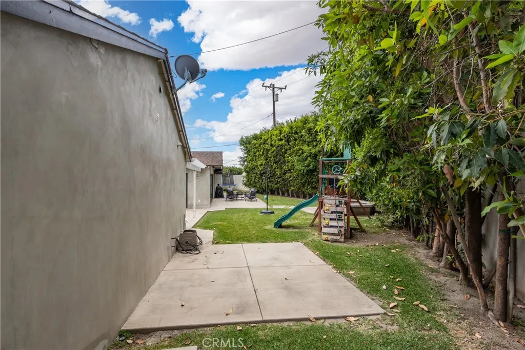 main property photo 58