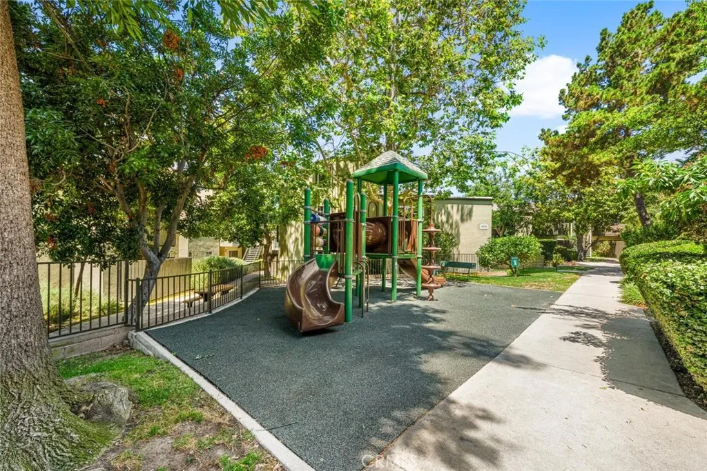 main property photo 67