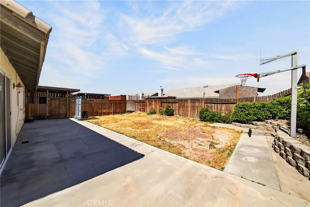 main property photo 44
