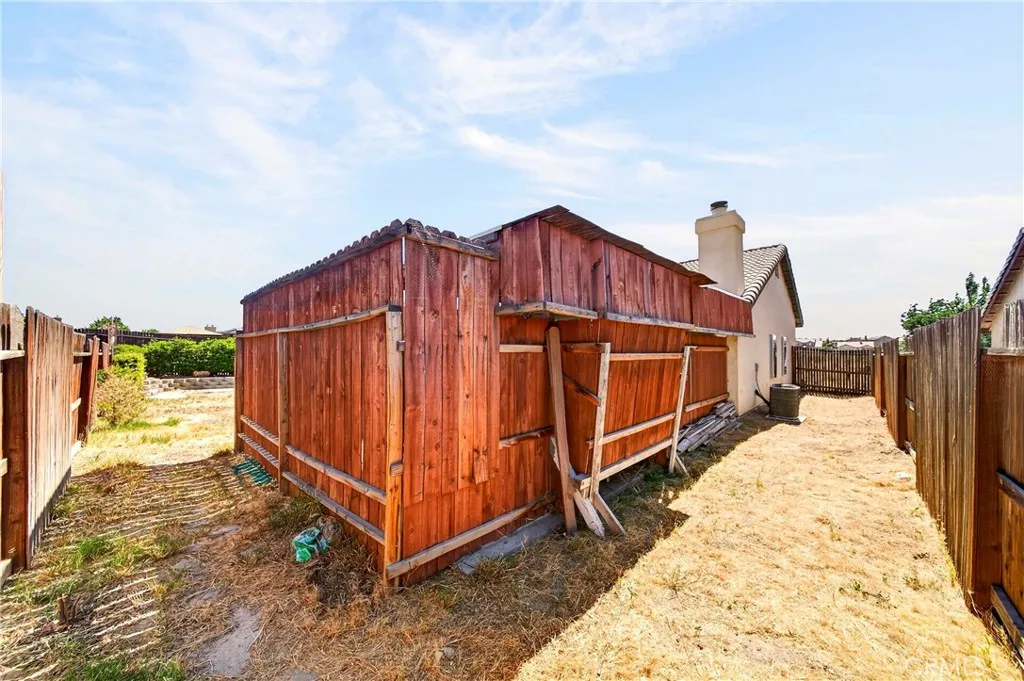 main property photo 49