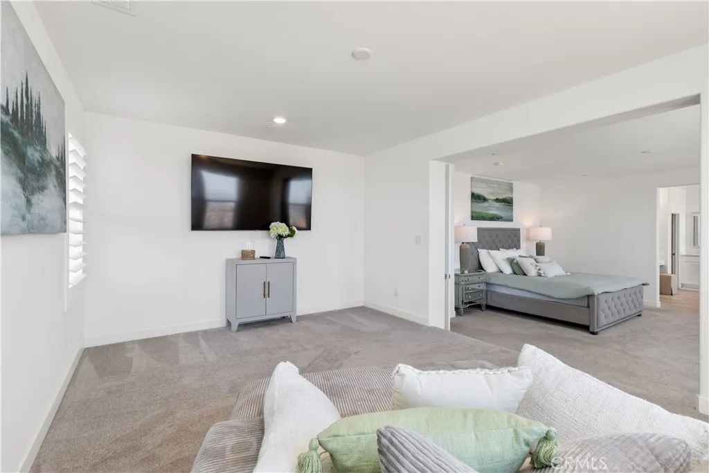 main property photo 65