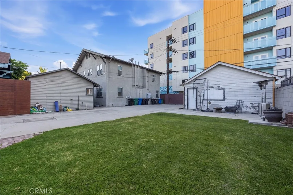 main property photo 30