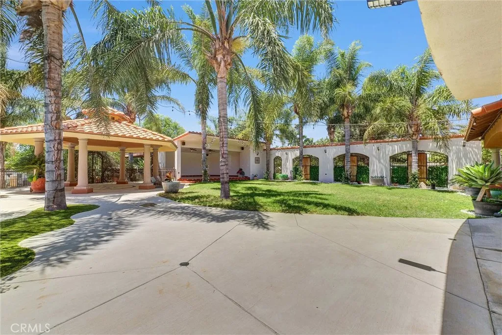 main property photo 50