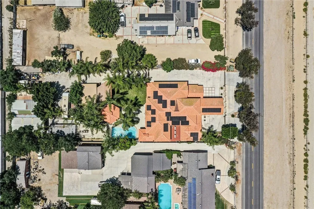 main property photo 70