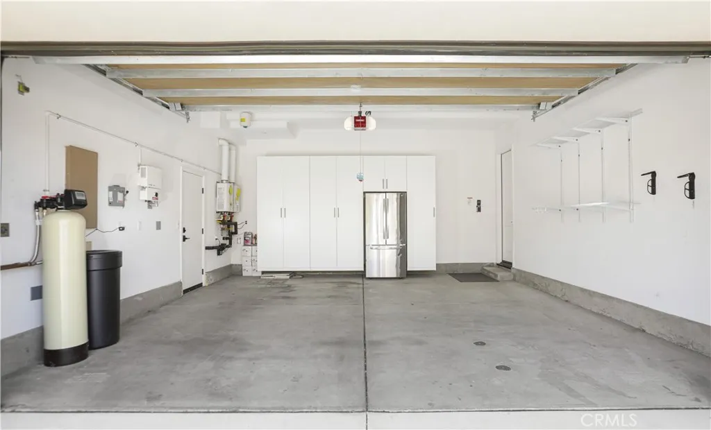 main property photo 51