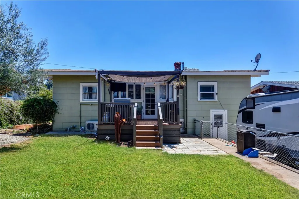 main property photo 14