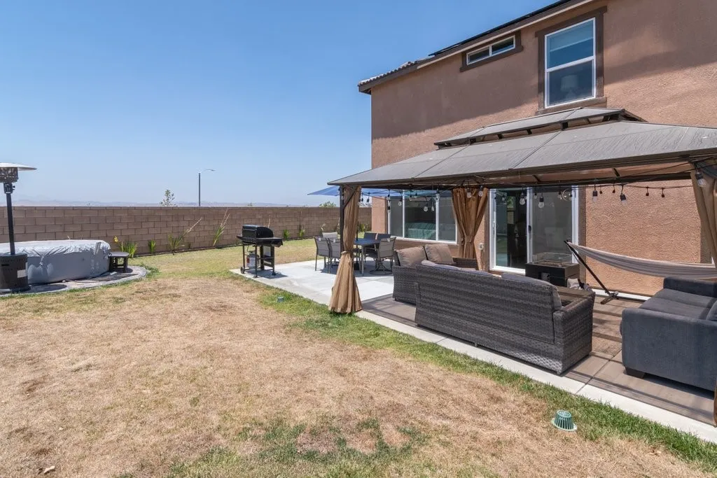 main property photo 45
